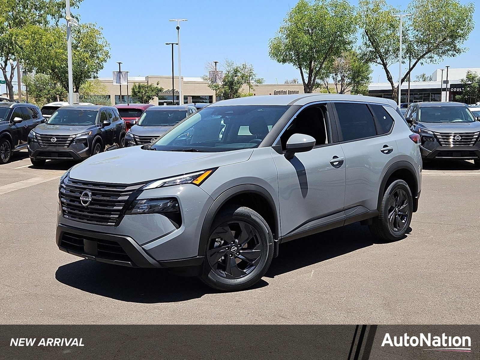 2026 Nissan Rogue SV FWD's photo