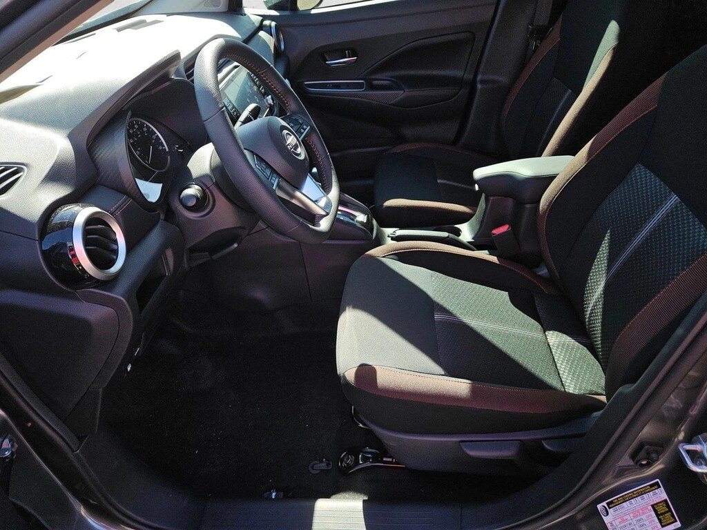New 2025 Nissan Versa SR Sedan