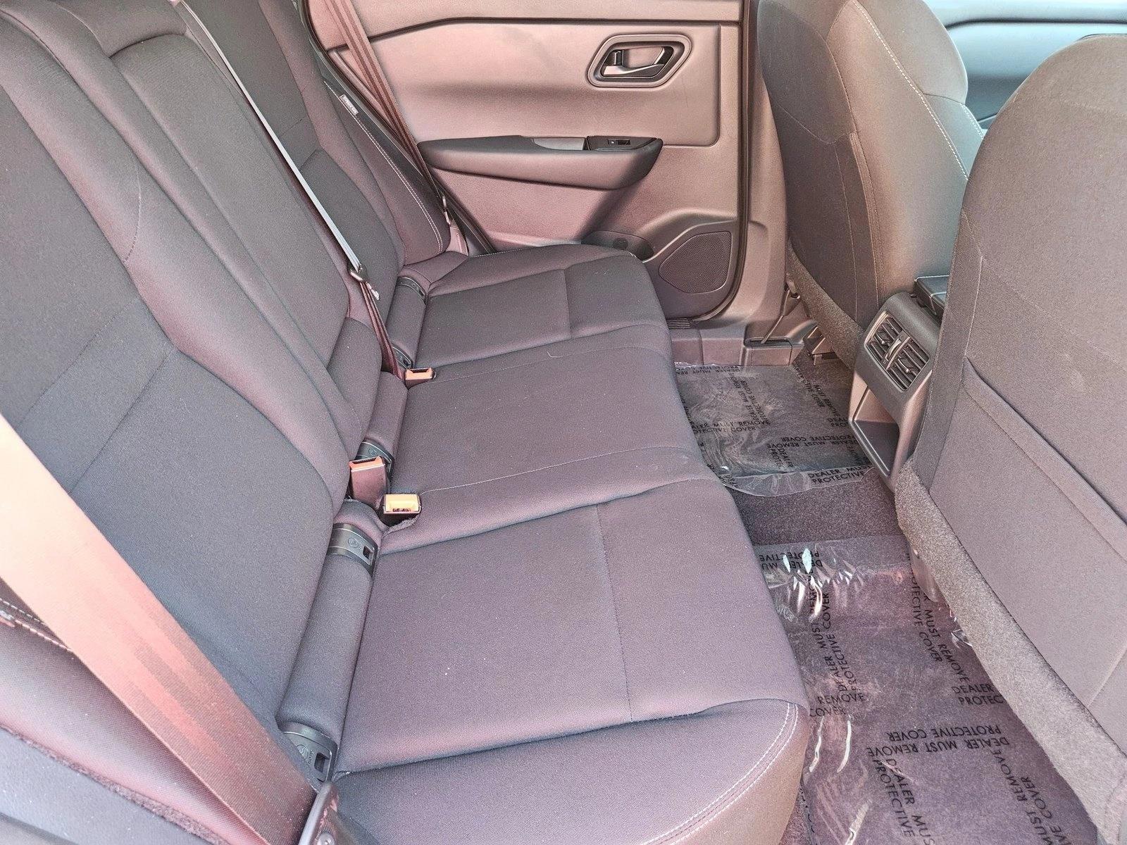 2025 Nissan Rogue S - Photo 16