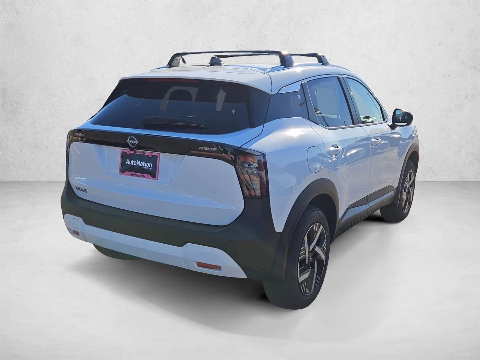 2026 Nissan KICKS SV - Photo 2