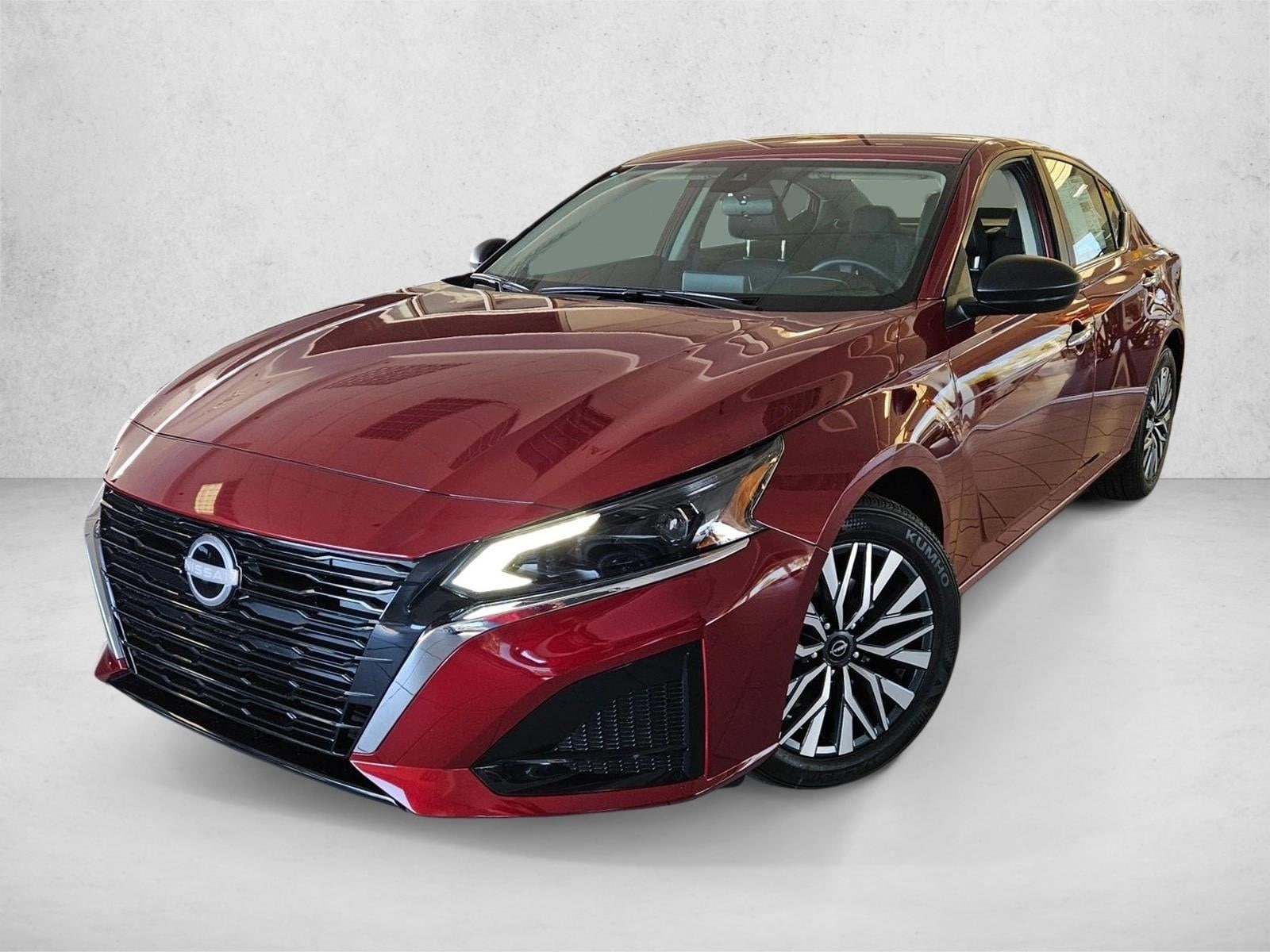 2025 Nissan Altima SV's photo