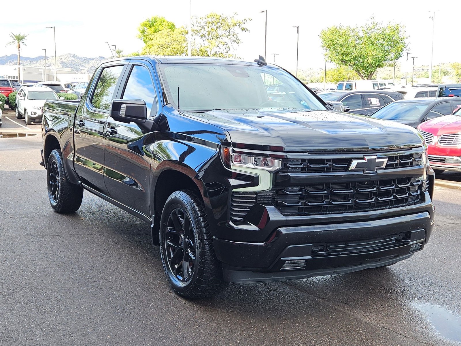 2022 Chevrolet Silverado 1500 RST photo 3