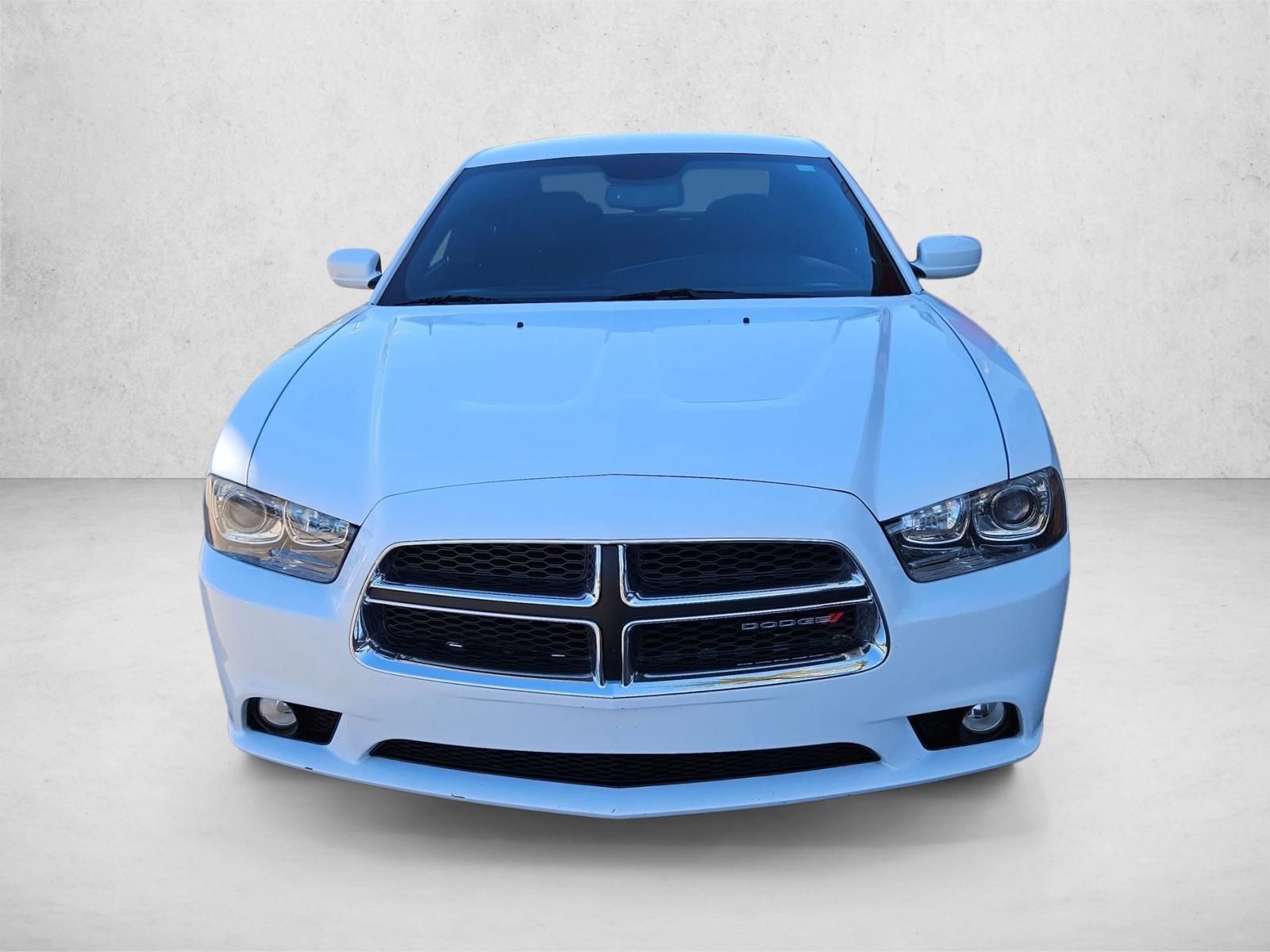 2014 Dodge Charger R/T photo 2