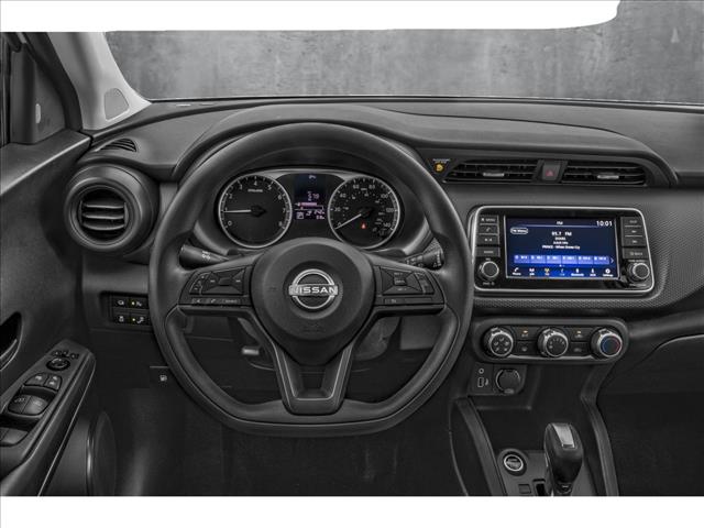 2025 Nissan Kicks Play S photo 4