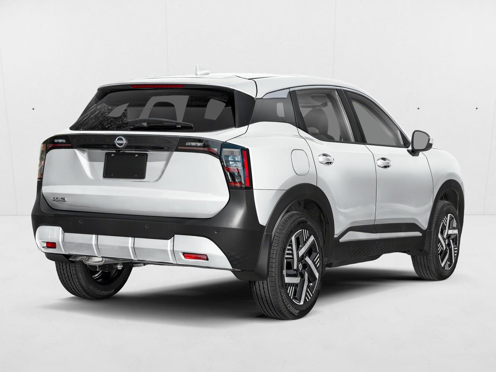 2026 Nissan Kicks SV photo 2