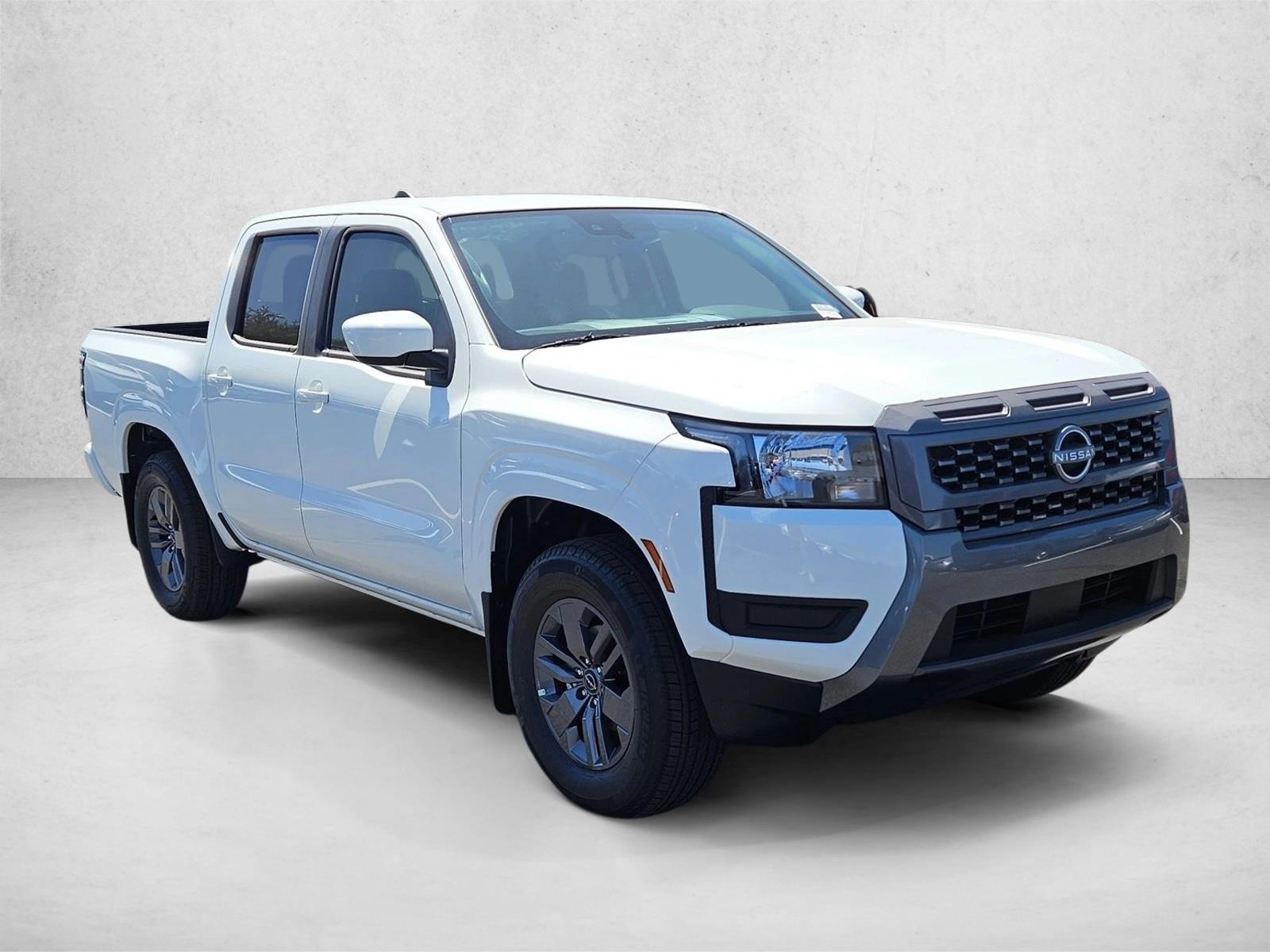 2025 Nissan Frontier SV photo 4