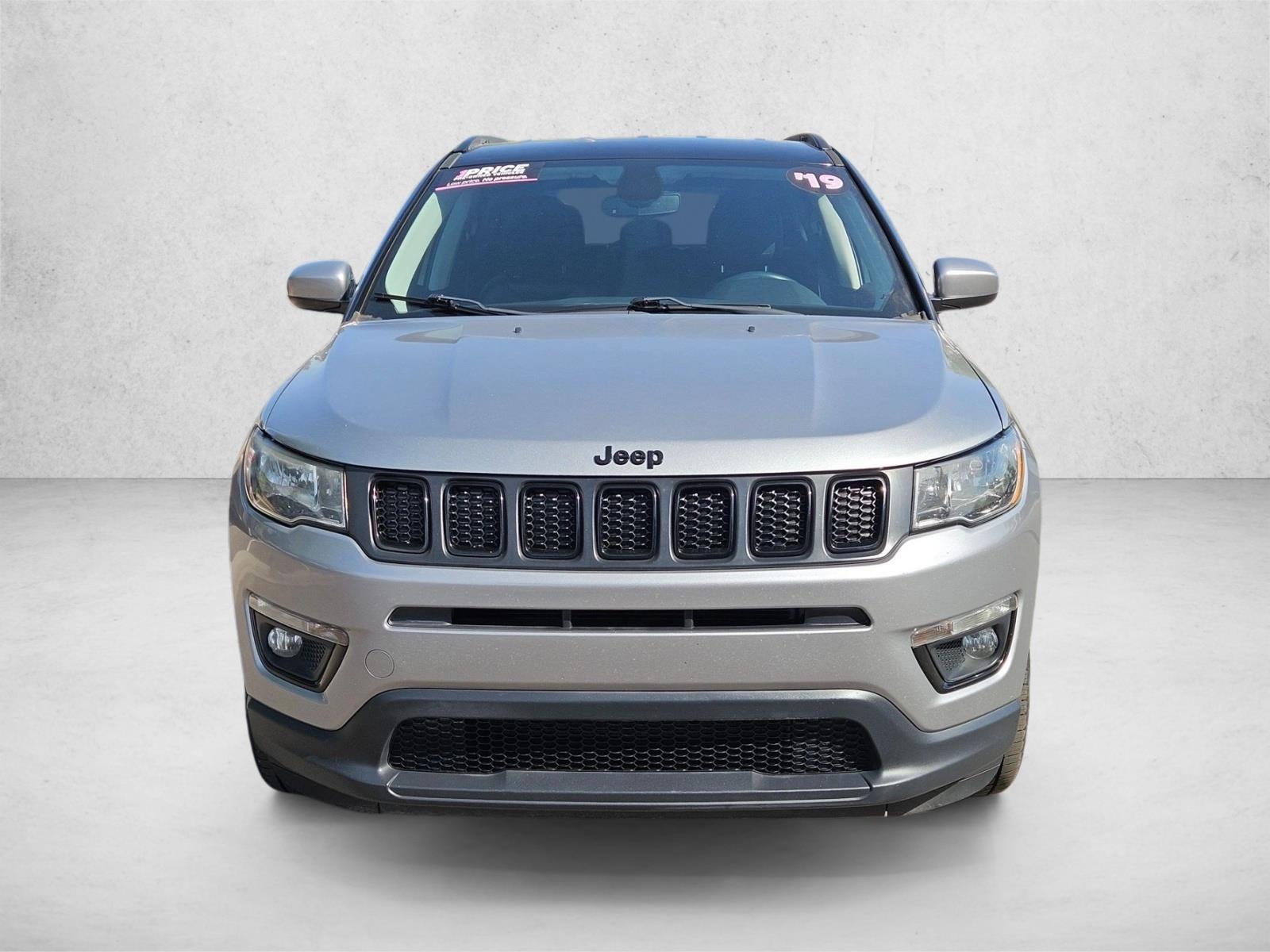 Used 2019 Jeep Compass Altitude with VIN 3C4NJCBB0KT715644 for sale in Tempe, AZ