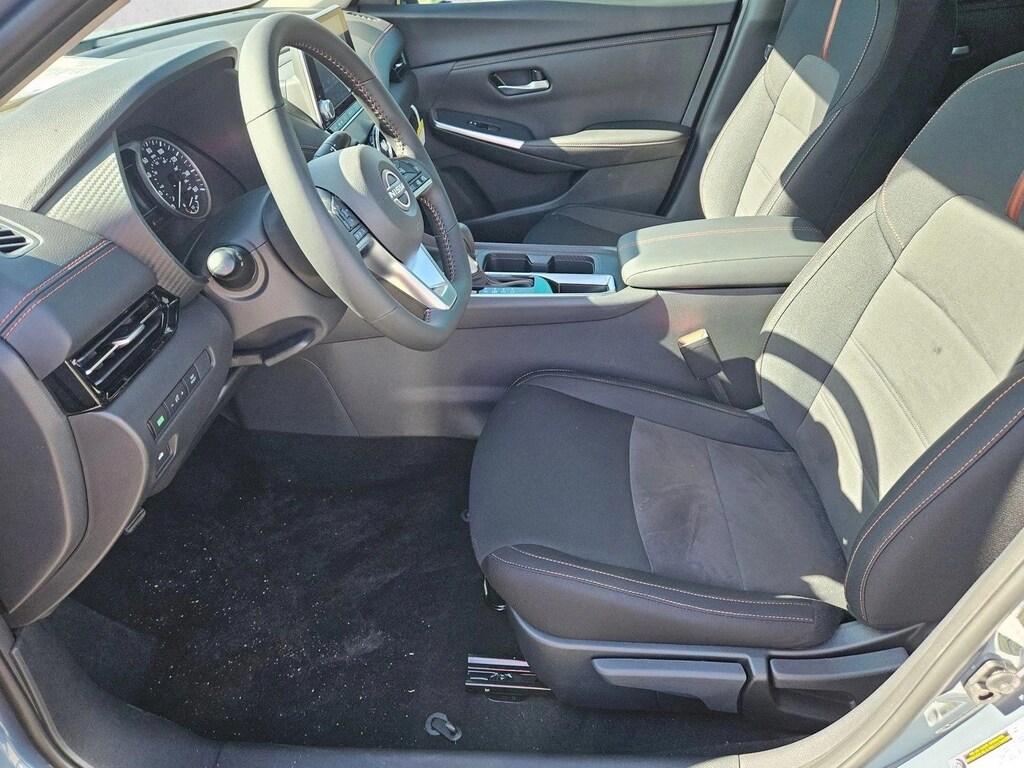 New 2025 Nissan Sentra SR Sedan