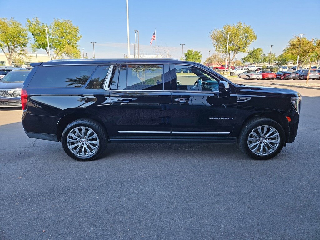 Used 2023 GMC Yukon XL Denali SUV