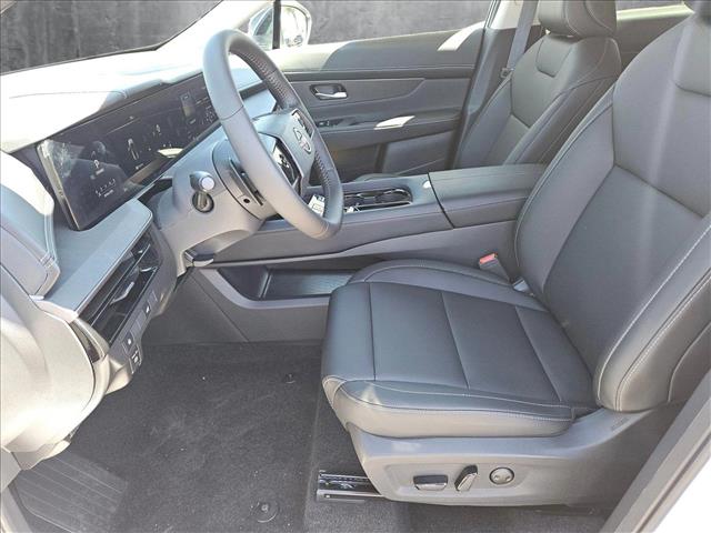 2025 Nissan Murano SV photo 4