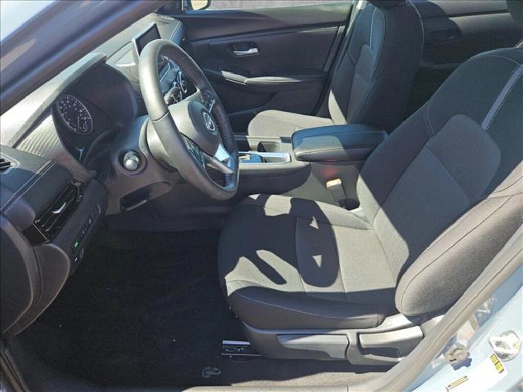 New 2025 Nissan Sentra SV Sedan