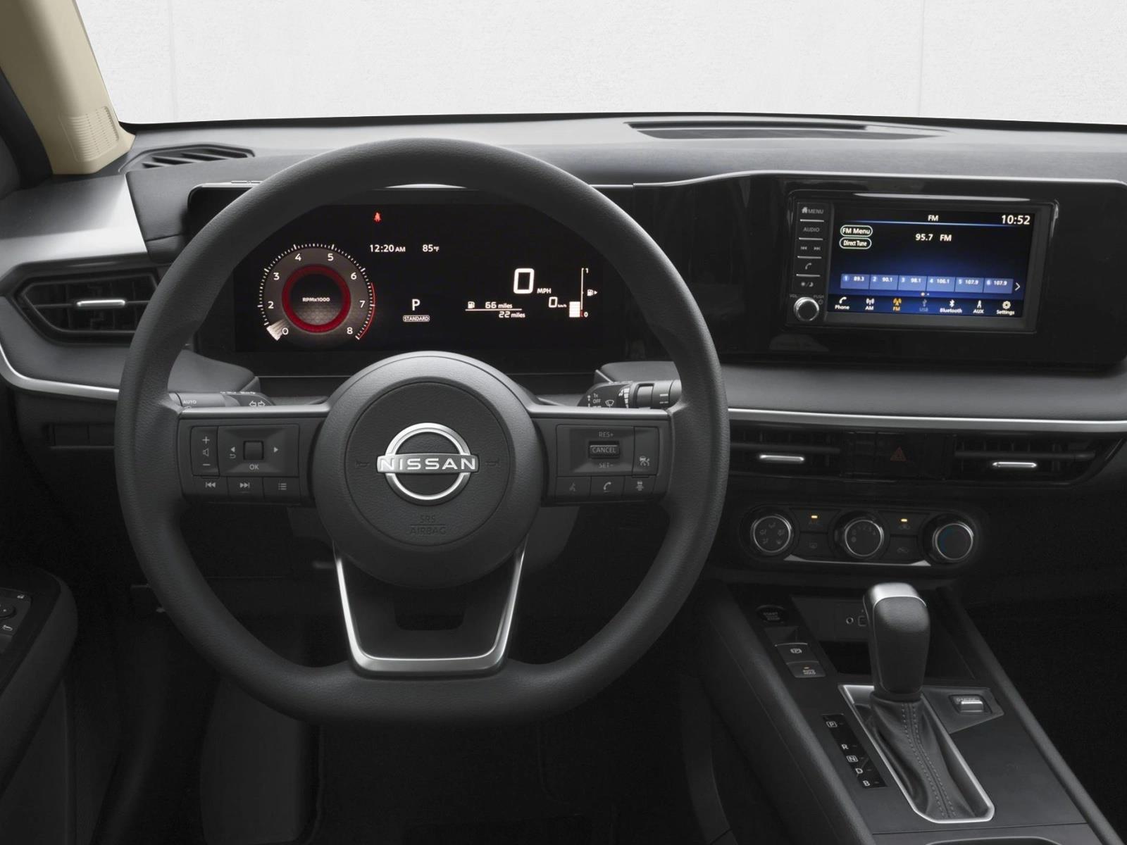 2026 Nissan Kicks S photo 4