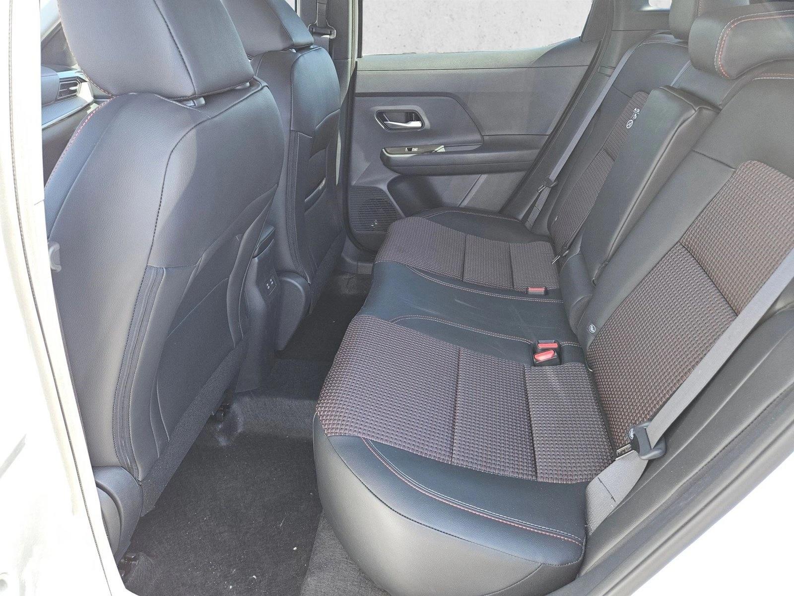 2026 Nissan KICKS SR - Photo 11