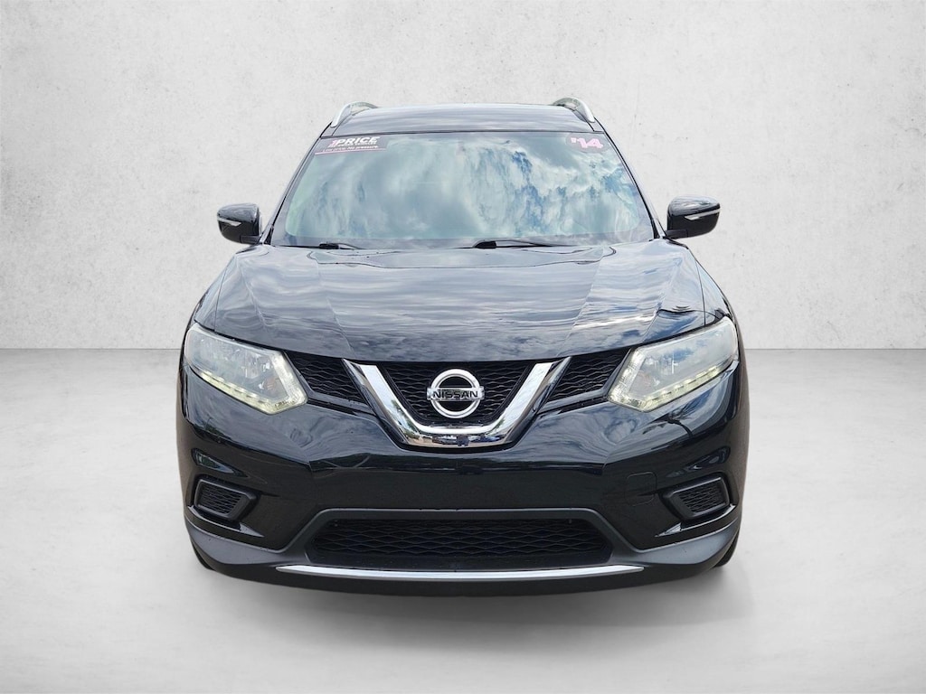 Used 2014 Nissan Rogue SV SUV