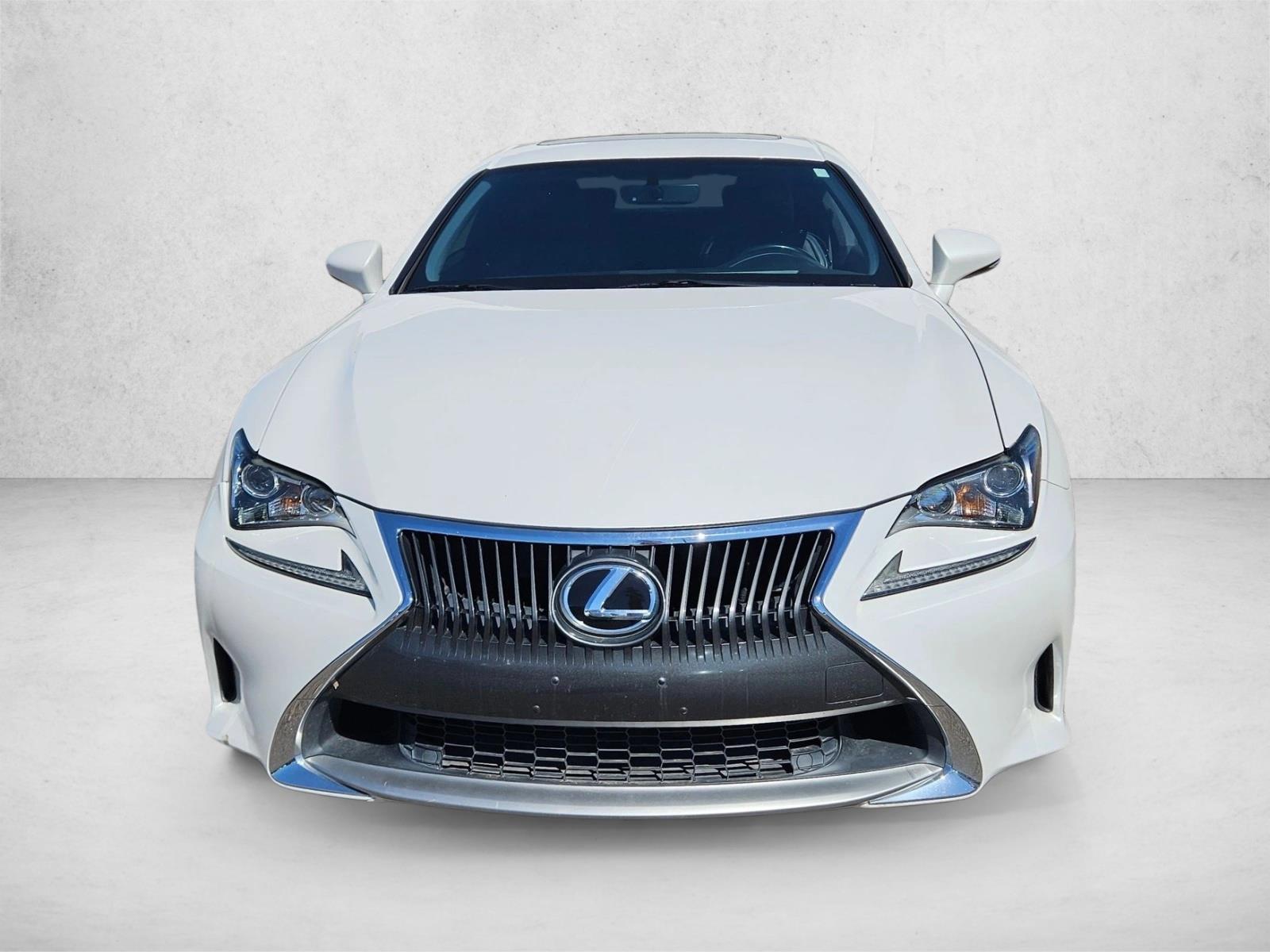 2016 Lexus RC 200t photo 2