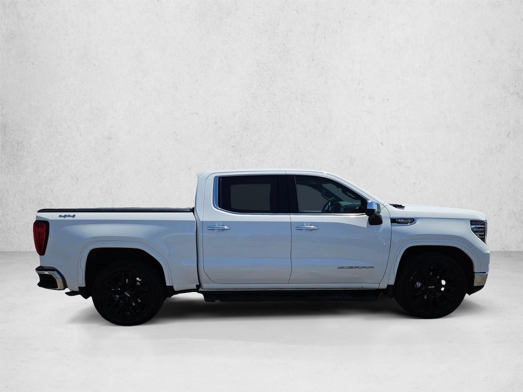Used 2022 GMC Sierra 1500 SLT Truck Crew Cab