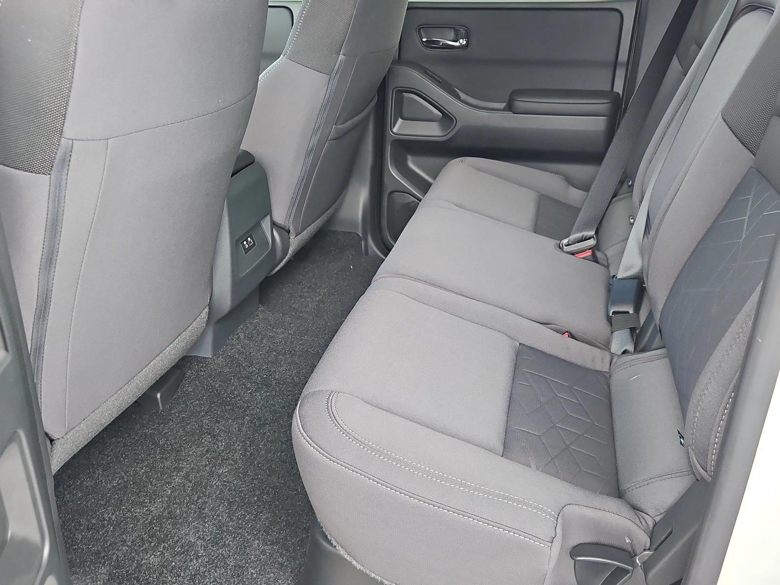 2026 Nissan Frontier SV - Photo 15
