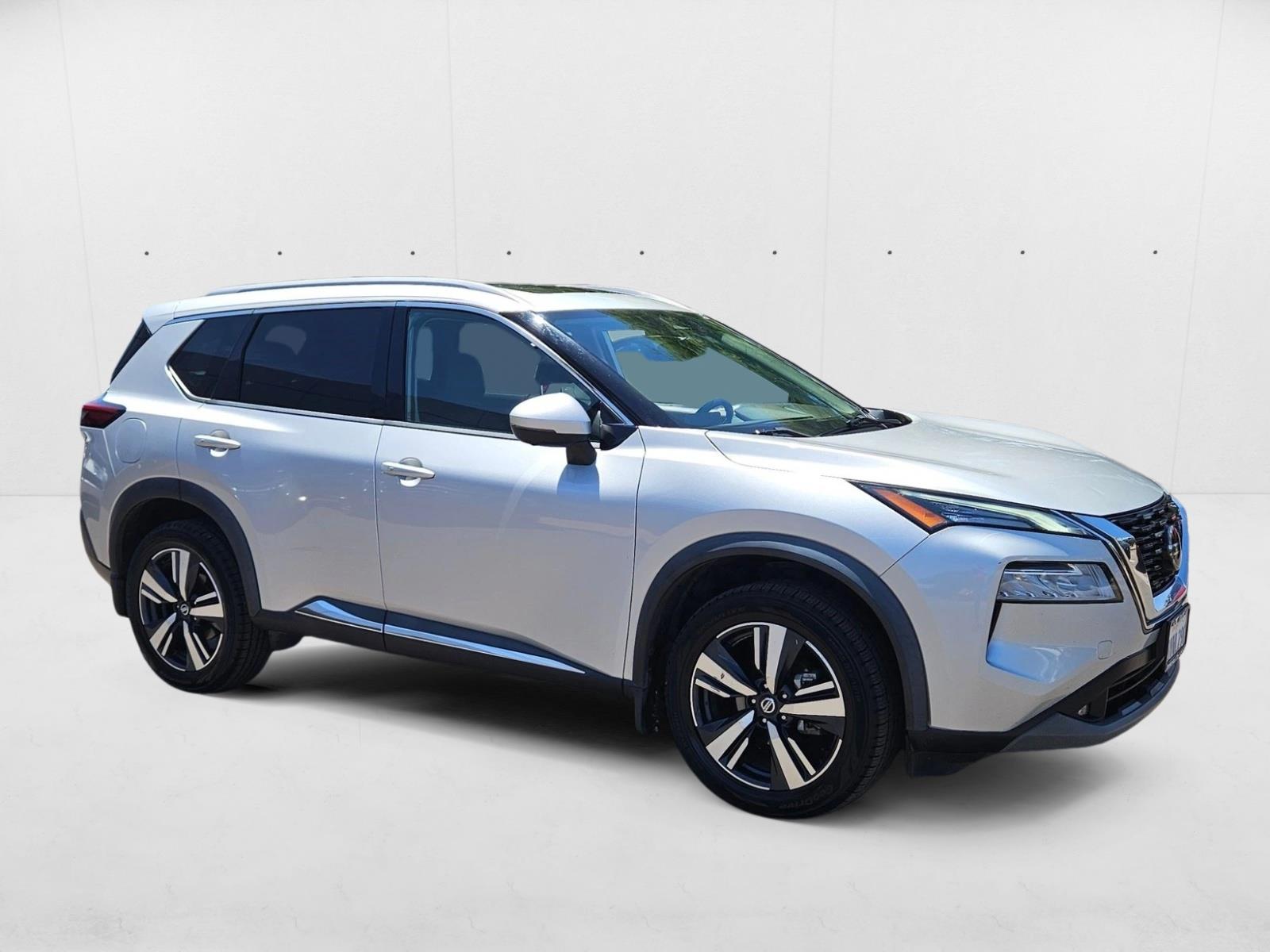 2021 Nissan Rogue SL photo 2