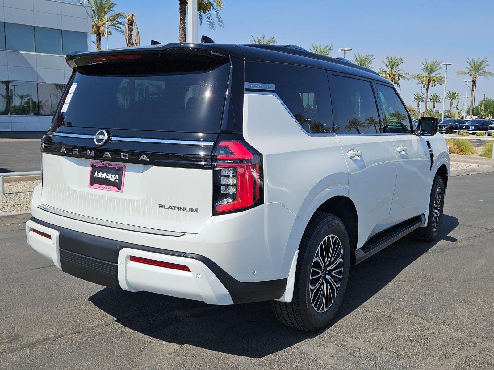 2025 Nissan Armada Platinum photo 2