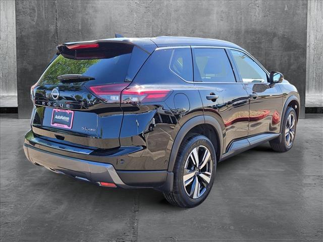 2025 Nissan Rogue SL photo 2