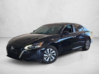 2025 Nissan Altima S Sedan