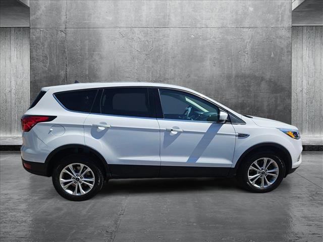 2019 Ford Escape SE photo 4