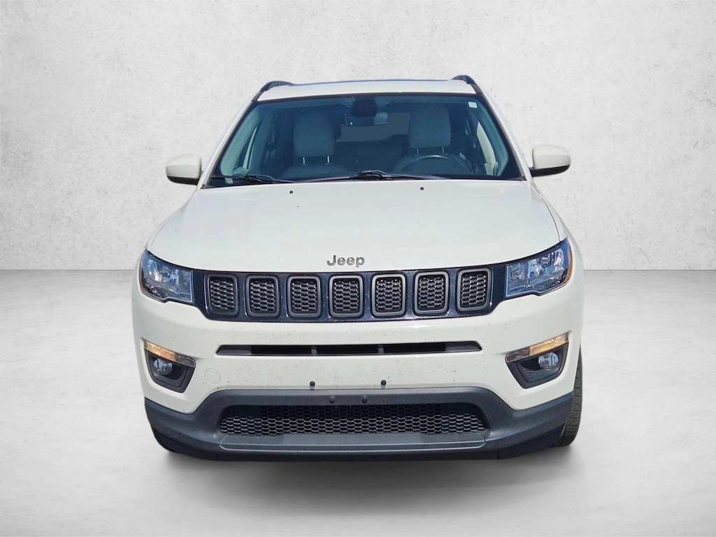 Used 2018 Jeep Compass Latitude w/Sun/Wheel Pkg SUV