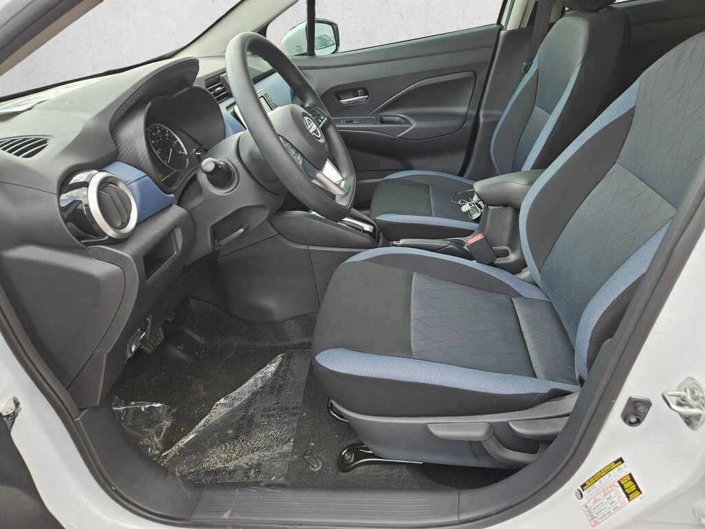 New 2025 Nissan Versa SV Sedan