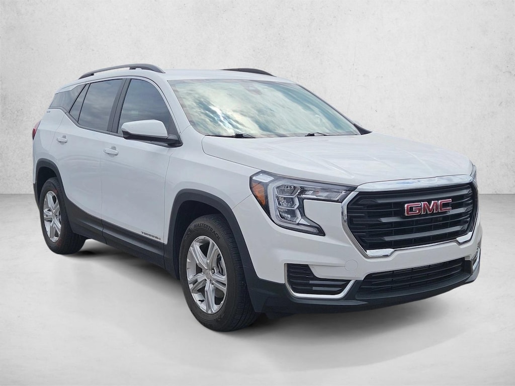 Used 2022 GMC Terrain SLE SUV