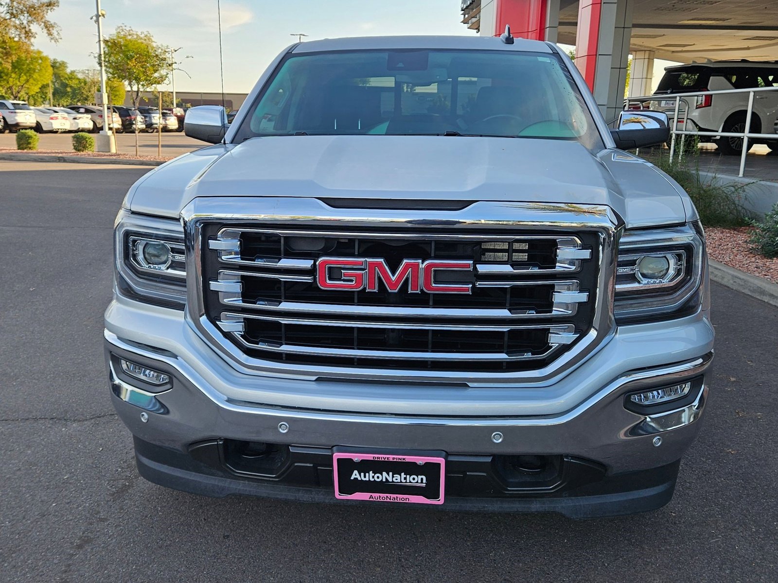 2018 Gmc Sierra 1500 SLT photo 2