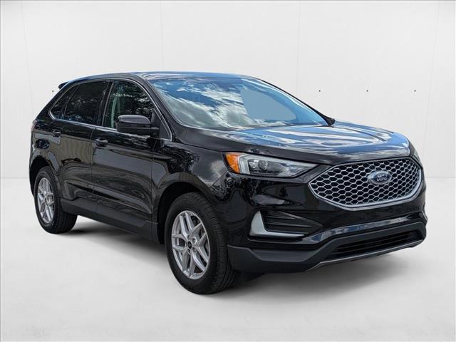 2024 Ford Edge SEL photo 3