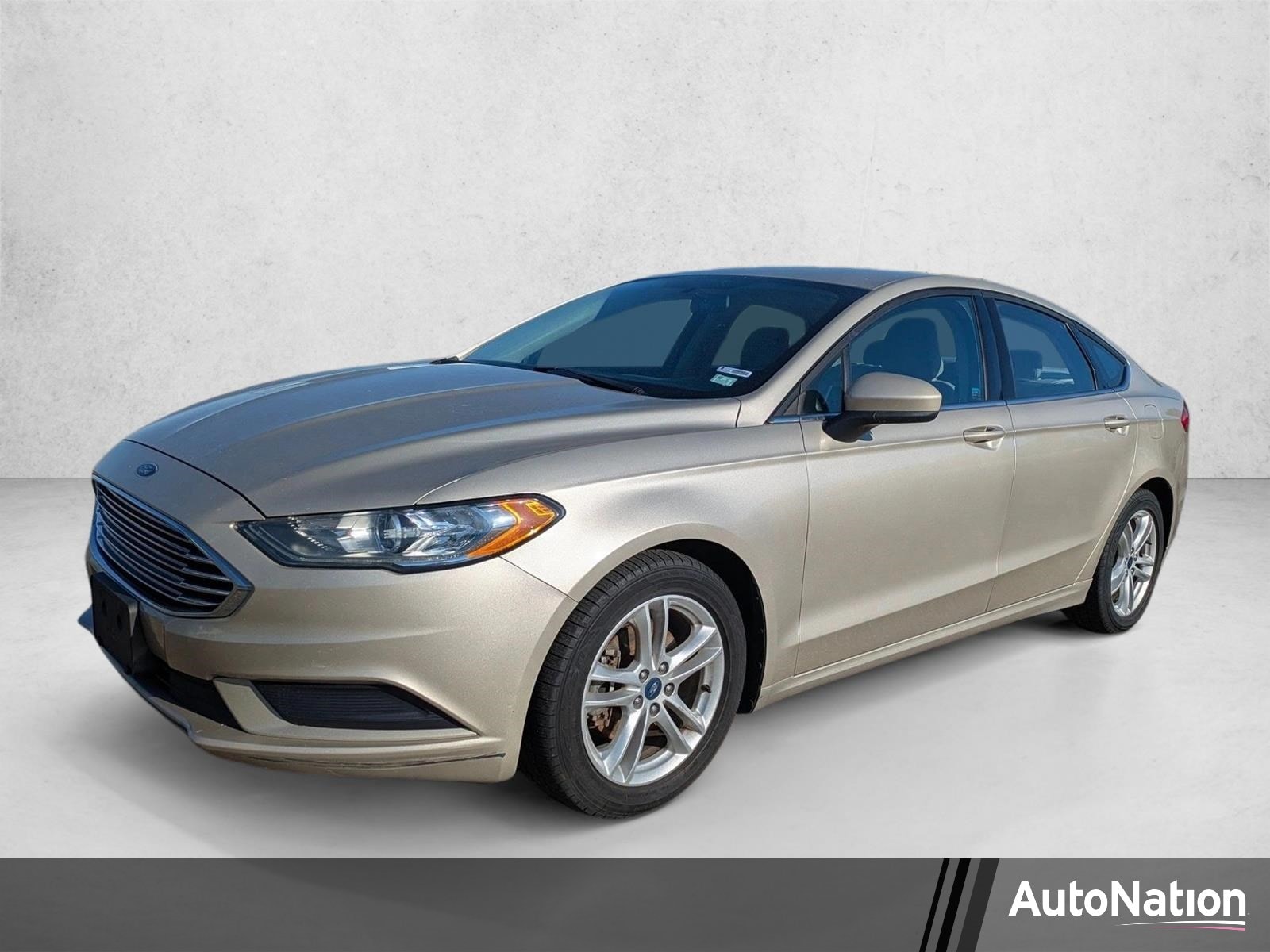 2018 Ford Fusion SE FWD's photo