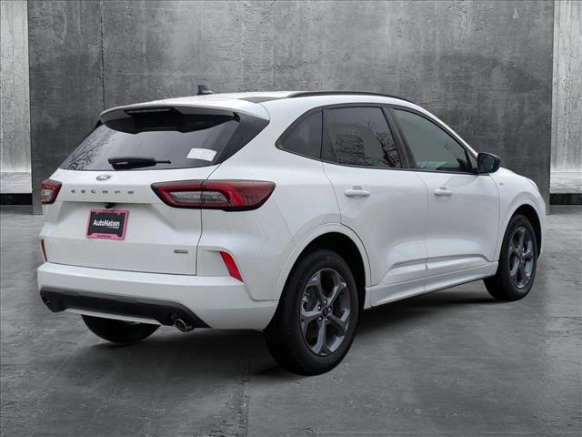 2024 Ford Escape ST-Line photo 2