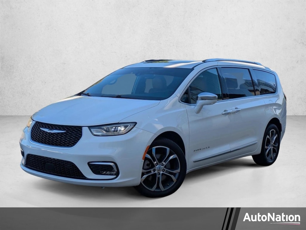 Used 2022 Chrysler Pacifica Pinnacle Van Passenger Van