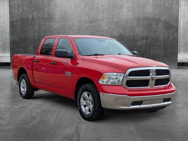 2022 Ram 1500 Classic SLT photo 3