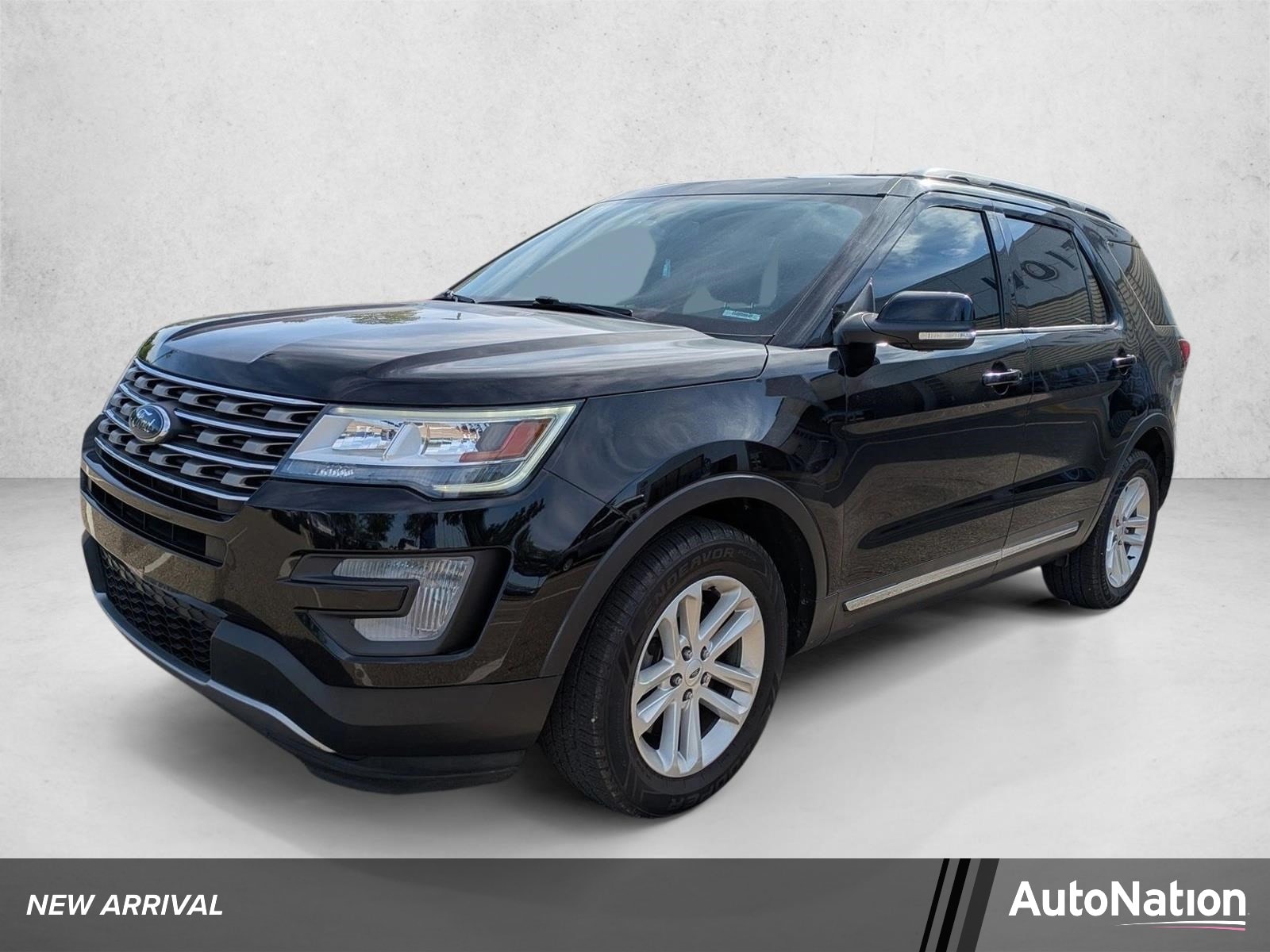 2017 Ford Explorer XLT FWD's photo
