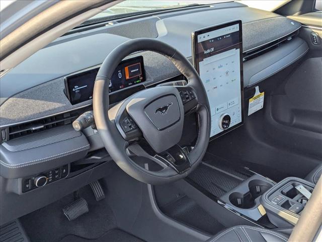 2025 Ford Mustang Mach-E Premium photo 2