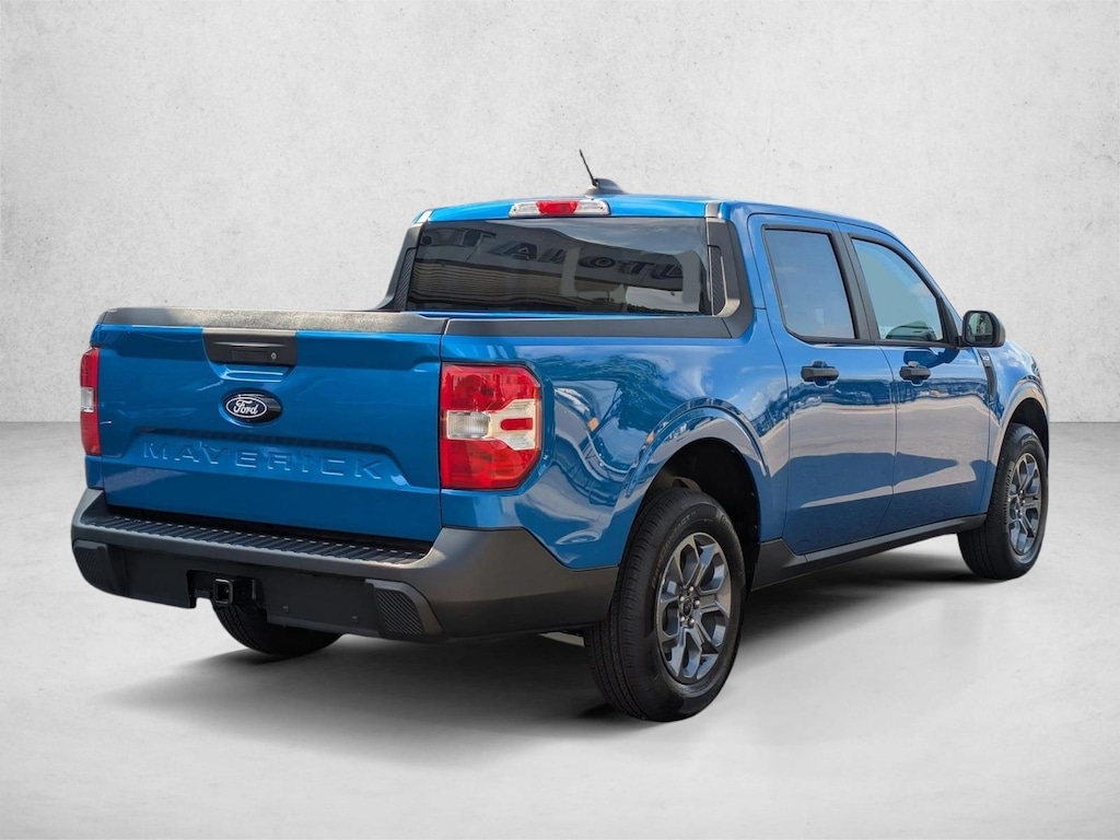 New 2026 Ford Maverick XLT Truck SuperCrew