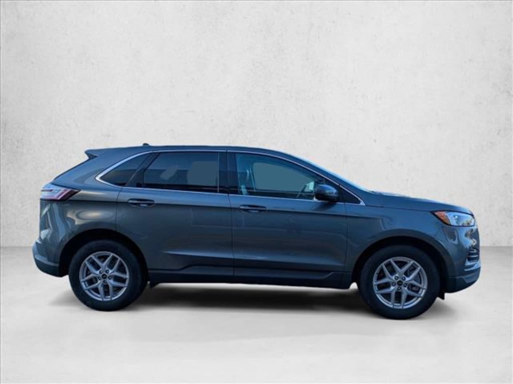 Used 2023 Ford Edge SEL SUV