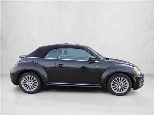 2019 Volkswagen Beetle S Convertible photo 4