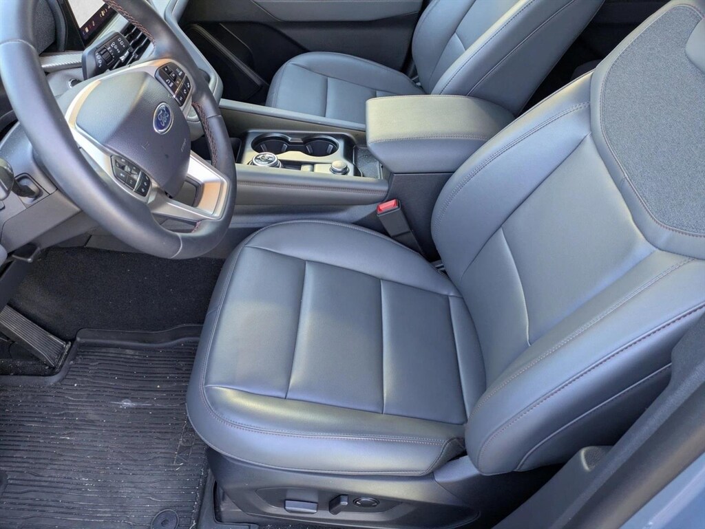 New 2026 Ford Explorer Active w/100A Pkg SUV