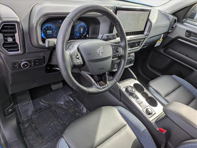 2025 Ford Bronco Sport Outer Banks photo 3