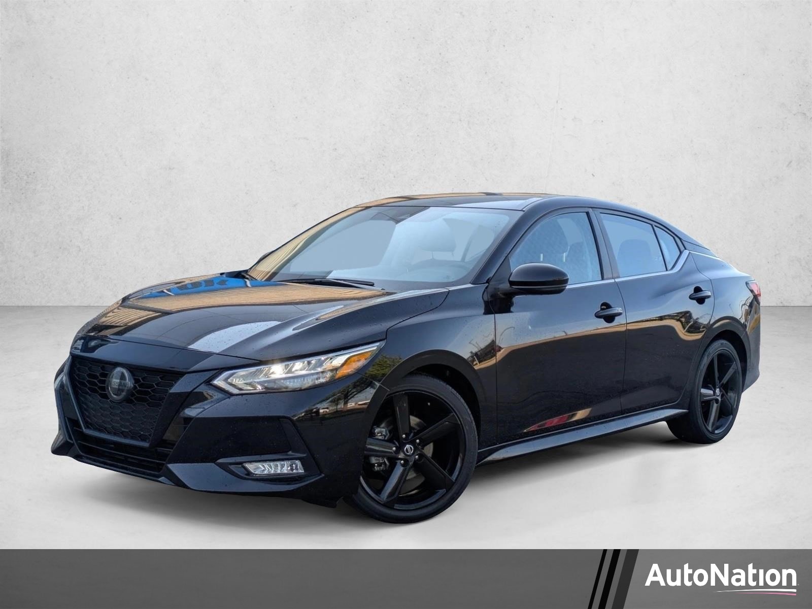 2023 Nissan Sentra SR CVT's photo