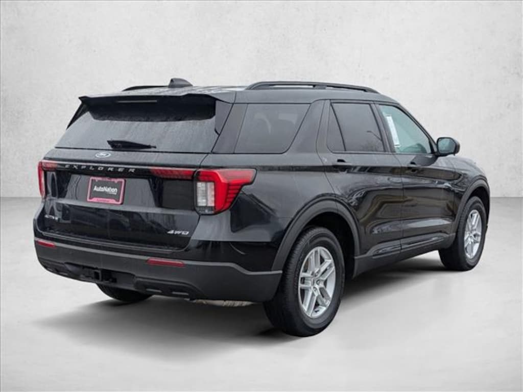 New 2026 Ford Explorer Active w/100A Pkg SUV
