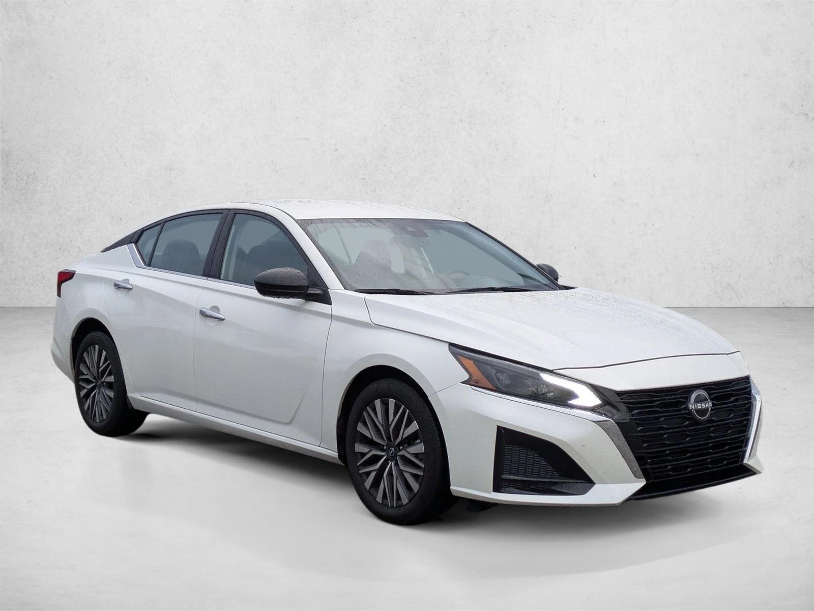 Certified 2024 Nissan Altima 2.5 SV Sedan
