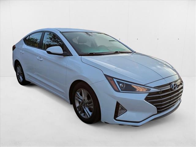 2020 Hyundai Elantra SEL photo 3