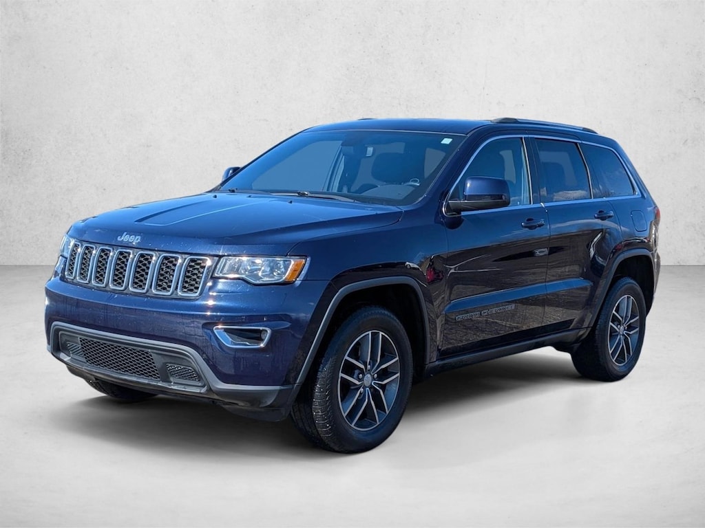Used 2018 Jeep Grand Cherokee Laredo E SUV