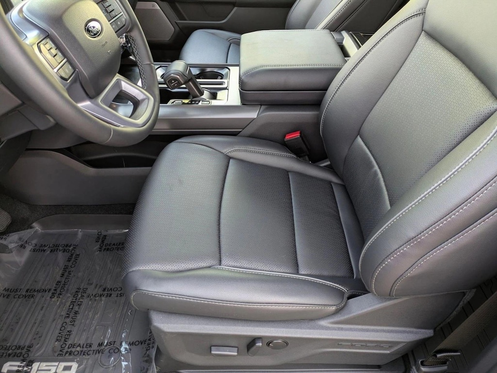 New 2026 Ford F-150 LARIAT Truck SuperCrew Cab