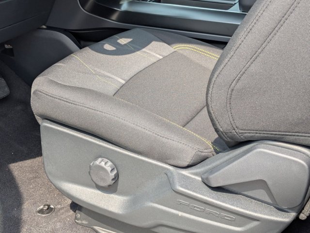 2025 Ford F-150 STX photo 4