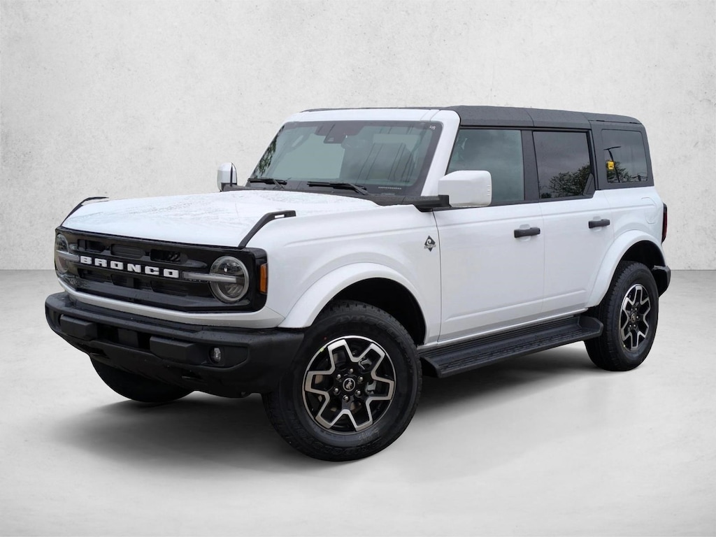 New 2026 Ford Bronco Outer Banks SUV